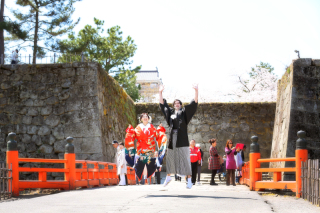 少し早いですが春の桜ロケフォト