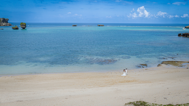 スタジオムーンのドローン撮影【恩納村のロケーションを満喫】