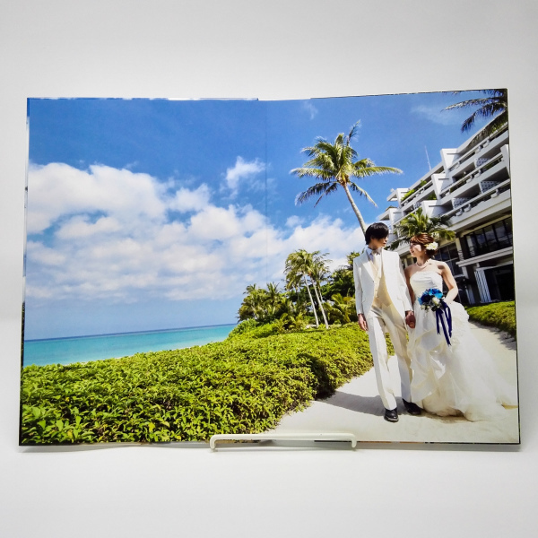 衣裳追加料金なし！【６月までおんなそんビーチフォト8万円】背景＆青空&美肌補正付