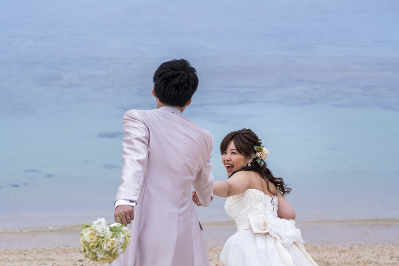 お客様の撮影レポート【おんなそんビーチフォト アルバムパッケージ】★ご結婚記念