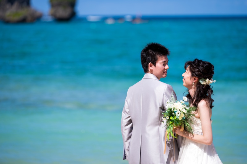 お客様の撮影レポート【おんなそんビーチフォトアルバムパッケージ】★結婚記念