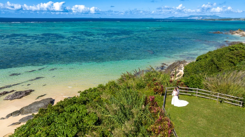 スタジオムーンのドローン撮影【恩納村のロケーションを満喫】