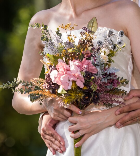 スタジオムーン「バリエーション豊富！15種類以上から選べるブーケ」①