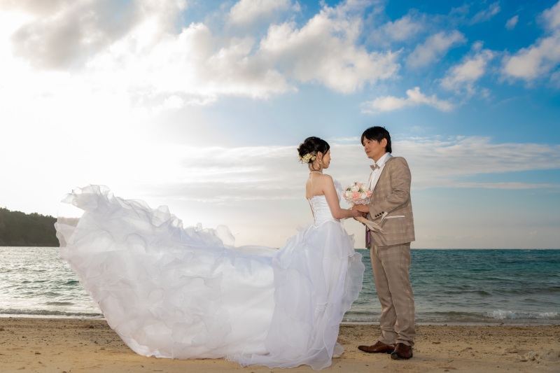 お客様の撮影レポート【おんなそんビーチフォトアルバムパッケージ】★結婚記念