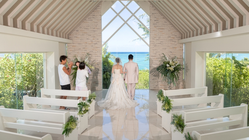 「まるで結婚式のようなチャペルセレモニーフォト」★ムーンビーチ編★