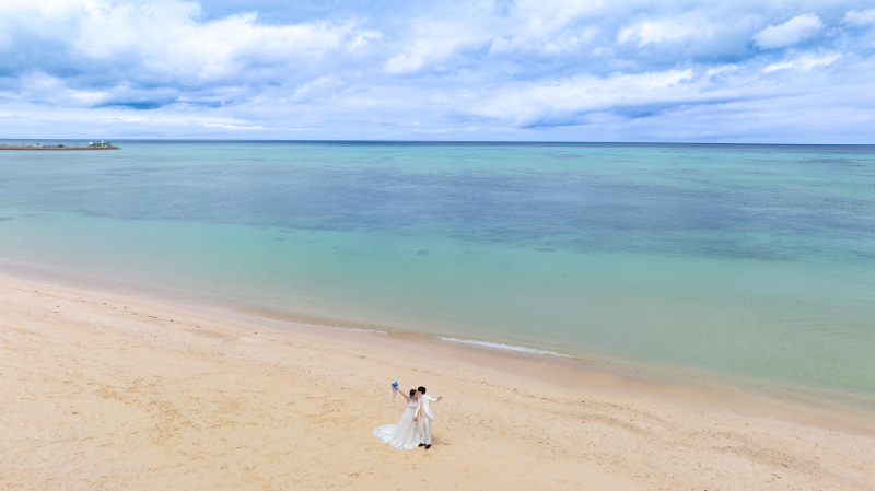 スタジオムーンのドローン撮影【恩納村のロケーションを満喫】