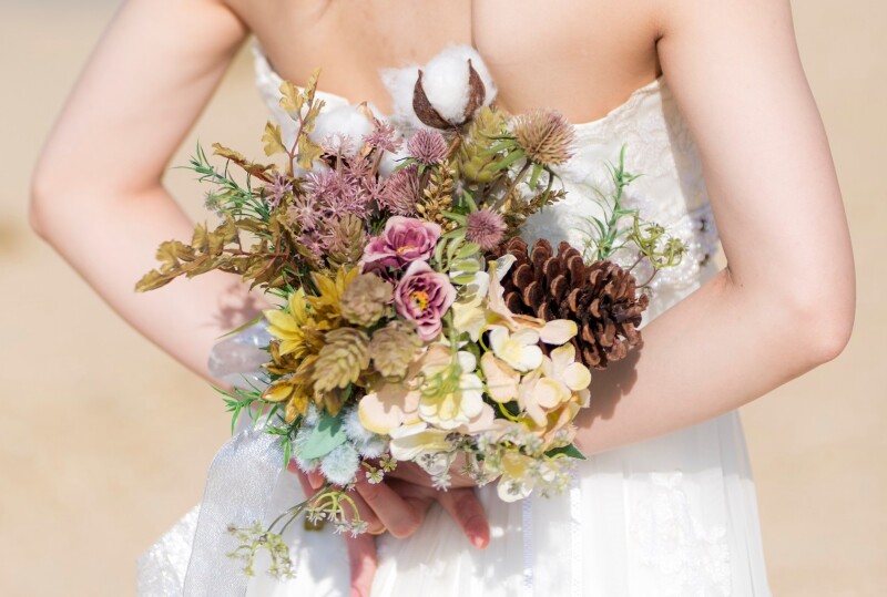 スタジオムーン【約20種類から追加料金なしで選べる造花ブーケ】