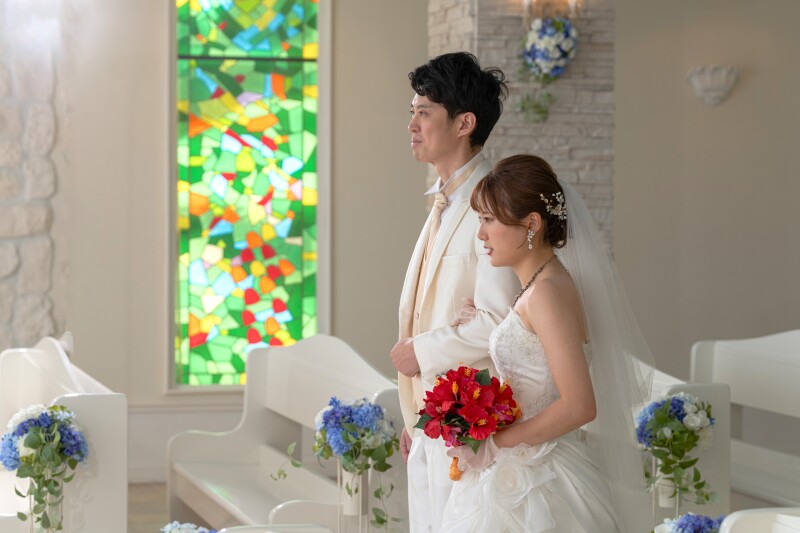 スペシャルプライス99,800円【衣裳追加料金なし！8月チャペル＆ビーチプラン】