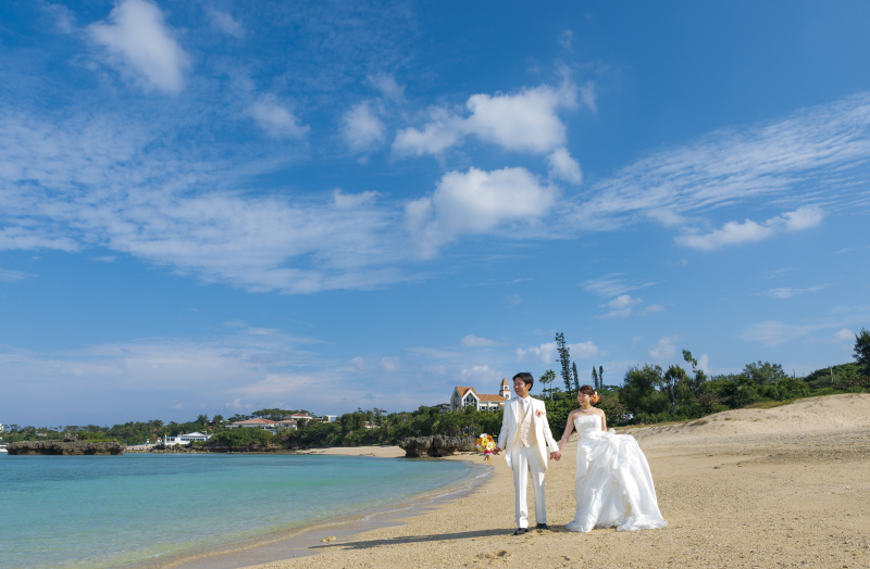 【年内、土日祝追加代金なし!】沖縄本島のビーチフォトプラン