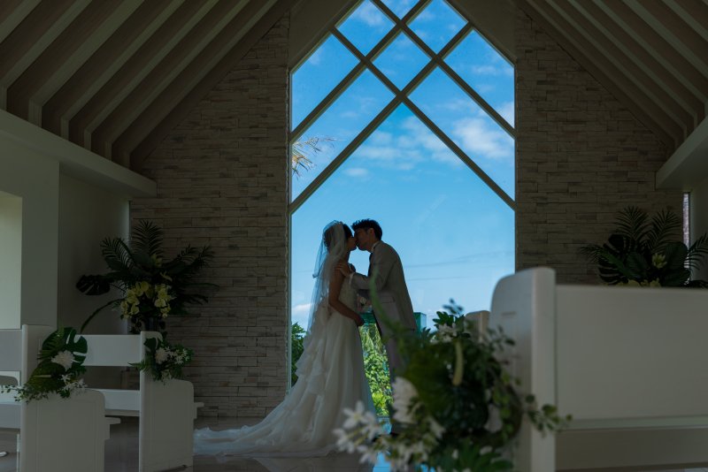 お客様の撮影レポート【ムーンビーチ＆チャペルプレミアムフォト】★ドレスチェンジ