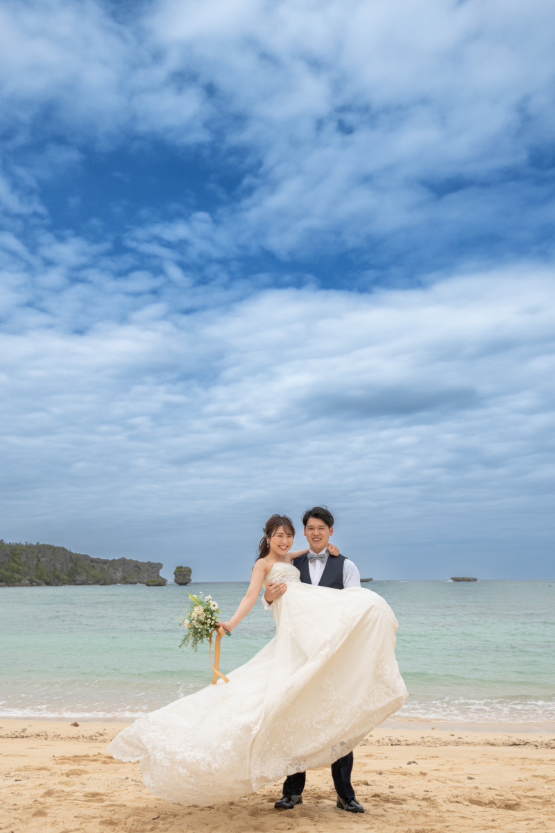 【６月までおんなそんビーチフォト8万円】衣裳追加料金なし！背景＆青空&美肌補正付