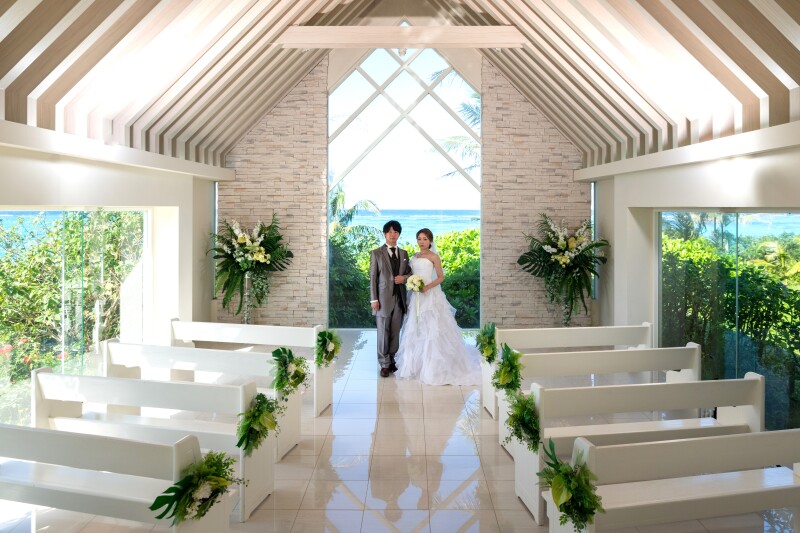 「まるで結婚式のようなチャペルセレモニーフォト」★ムーンビーチ編