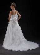 スタジオムーンは安心の全衣裳追加料金なし！フリーチョイス100着【ドレス紹介Ⅰ】