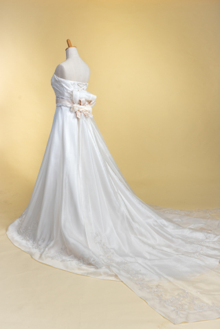 スタジオムーンは安心の衣裳追加料金なし！フリーチョイス100着【ドレス紹介Ⅲ】