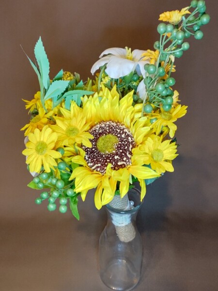 スタジオムーン新しいブーケが入りました！【約20種類から選べる造花ブーケ】