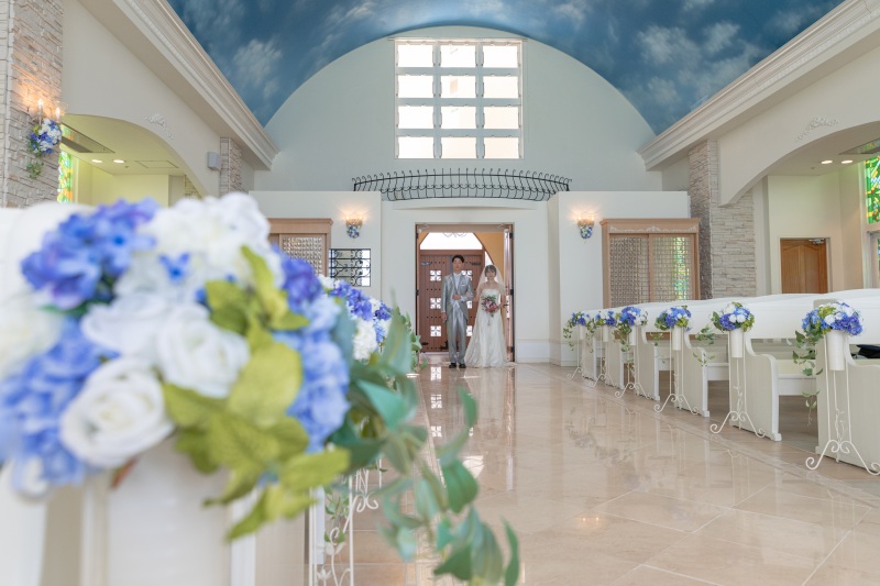 【結婚式の代わりに　チャペル＆ビーチプラン】青空＆背景補正付き6/21撮影まで