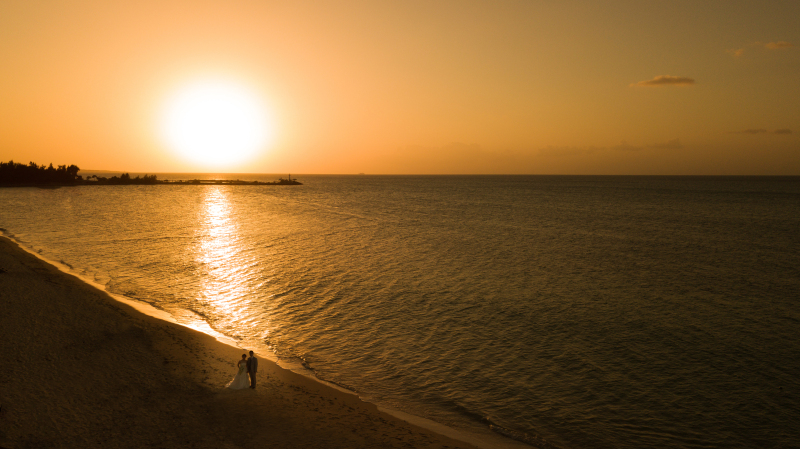 スタジオムーンのドローン撮影【恩納村のロケーションを満喫】