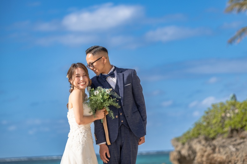 9月まで8万円！【衣裳追加料金なし！おんなそんビーチフォト】青空&美肌補正付
