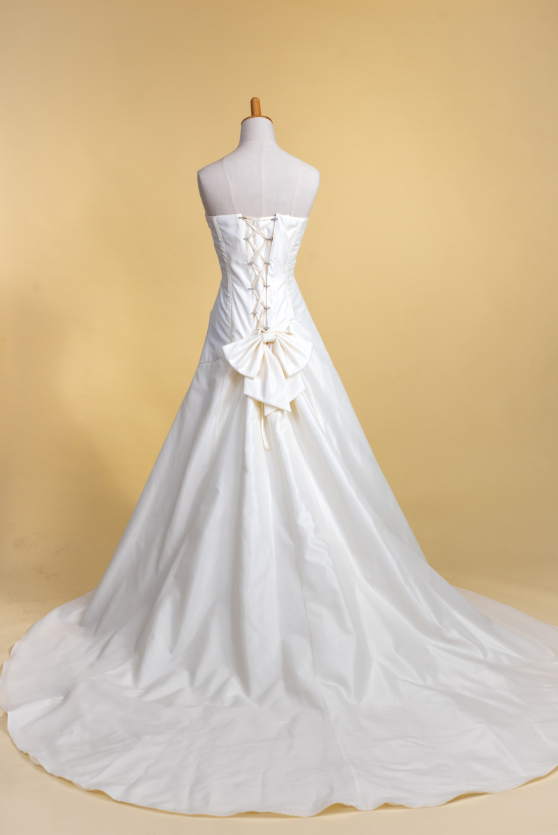 スタジオムーン 追加料金なしで選べるドレス100着【人気ドレス紹介Ⅱ】