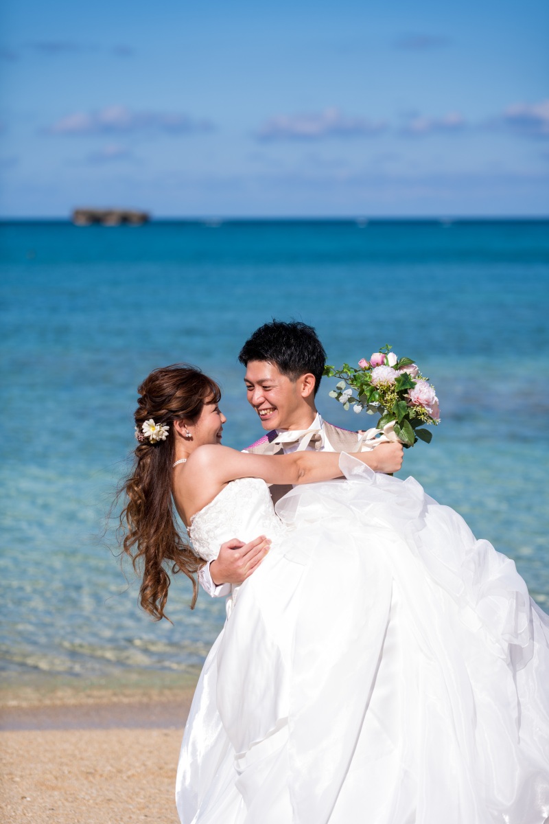 お客様の撮影レポート【おんなそんビーチフォトアルバムパッケージ】★結婚記念