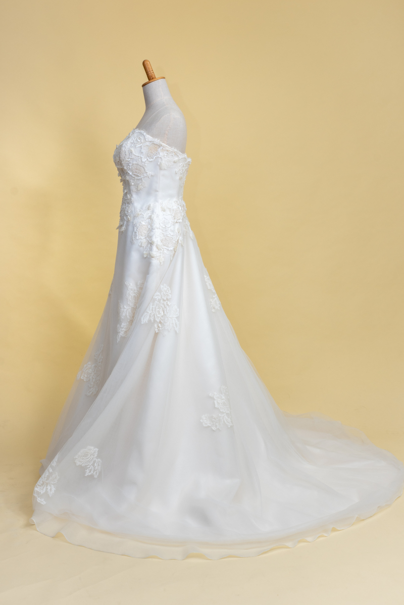 スタジオムーン 追加料金なし フリーチョイスドレス100着【人気ドレス紹介Ⅳ】