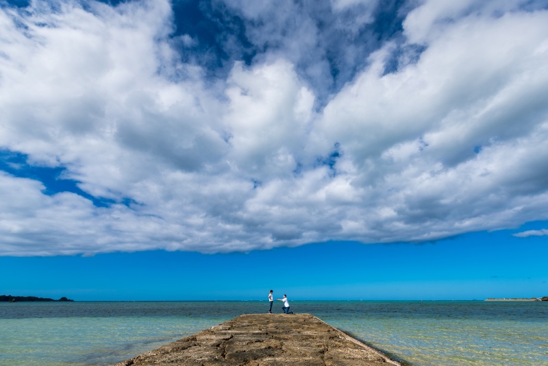 8月まで77000円【衣裳追加料金なし！おんなそんビーチフォト】青空&美肌補正付