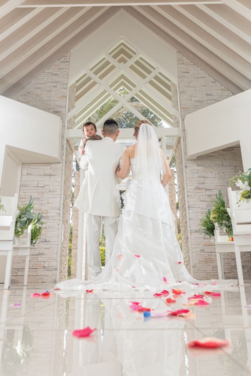 12&1月早割99,880円【安心の衣裳追加料金なし!チャペル&ビーチプラン】