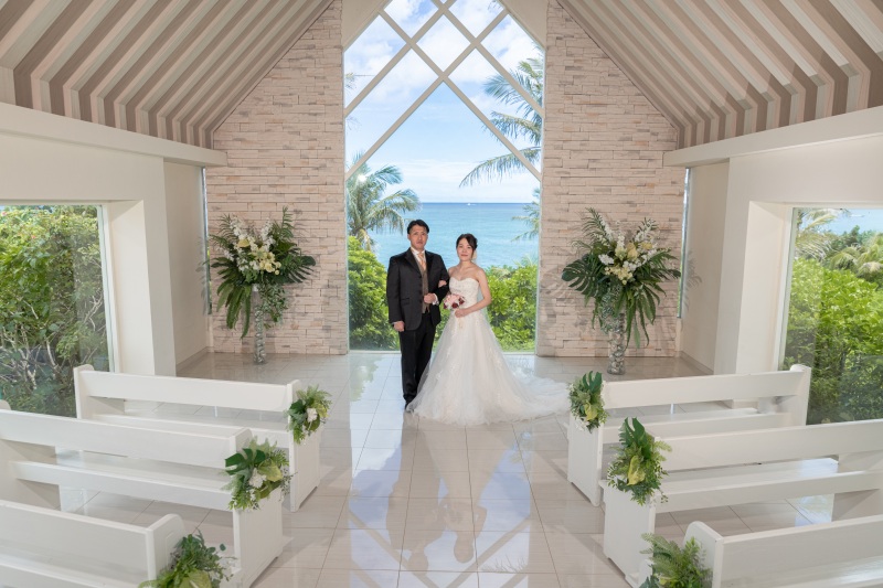 「まるで結婚式のようなチャペルセレモニーフォト」★ムーンビーチ編★