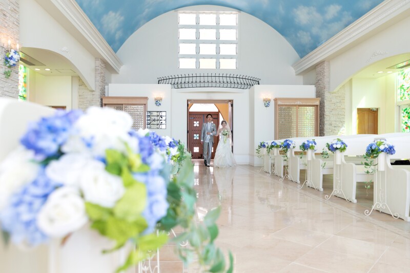 12&1月早割99,880円【安心の衣裳追加料金なし!チャペル&ビーチプラン】