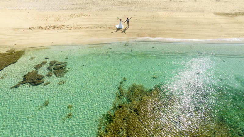 スタジオムーンのドローン撮影【恩納村のロケーションを満喫】