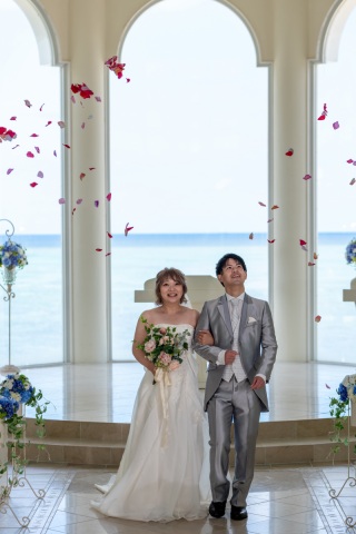 ９月までスペシャルプライス！【1,700組記念★チャペル＆ビーチプラン】