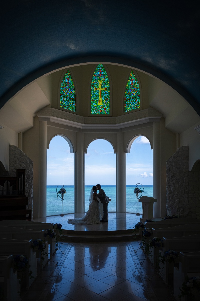 6月21日撮影まで【結婚式の代わりのチャペル＆ビーチプラン　青空＆背景補正付き】