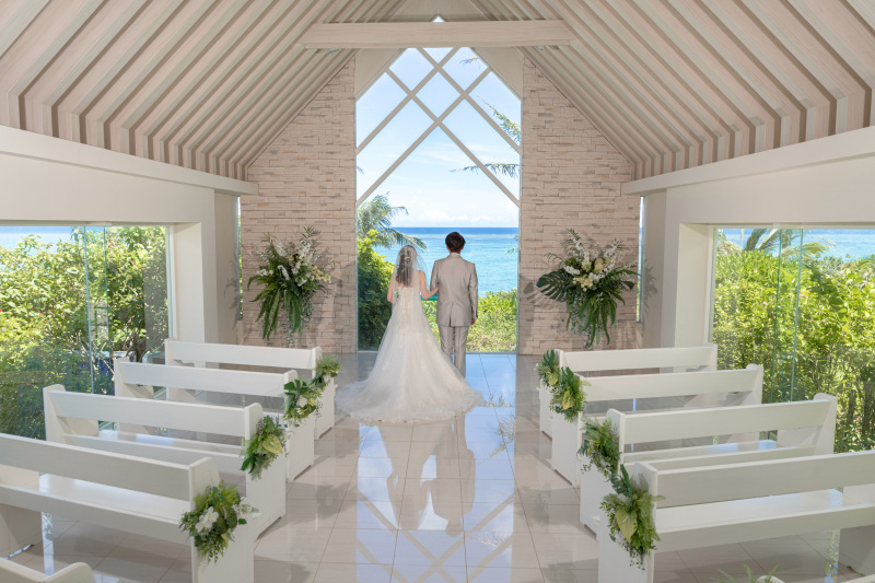 「まるで結婚式のようなチャペルセレモニーフォト」★ムーンビーチ編★