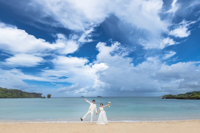 1月撮影まで毎月5組限定55000円！【ドローン写真付★おんなそんビーチフォト】