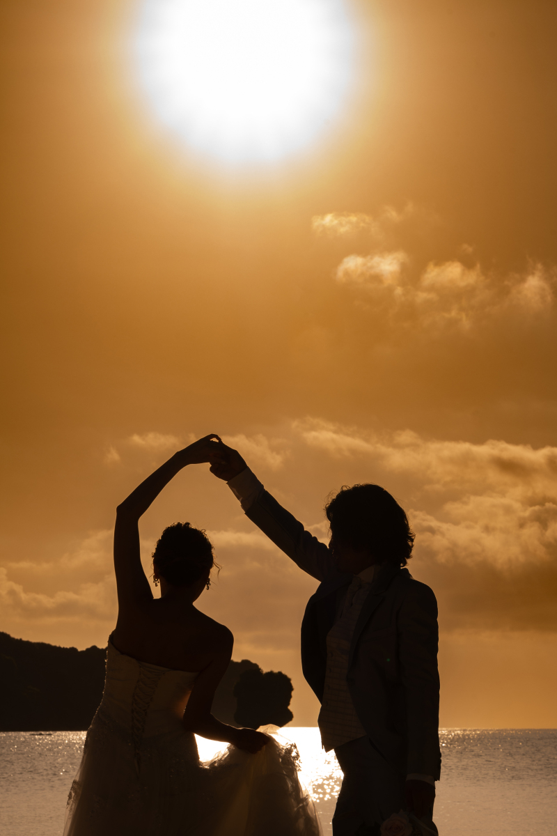 【６月までおんなそんビーチフォト8万円】衣裳追加料金なし！背景＆青空&美肌補正付