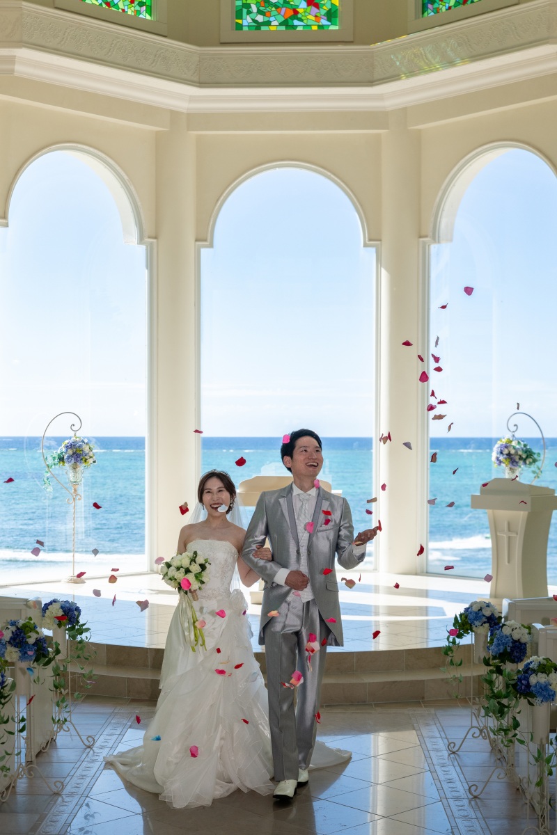 2月まで125000円！【結婚式のような1800組記念チャペル＆ビーチプラン】