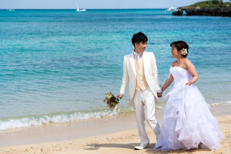 お客様の撮影レポート【おんなそんビーチフォトアルバムパッケージ】★結婚記念