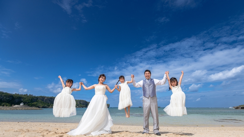 1月撮影まで毎月5組限定55000円！【ドローン写真付★おんなそんビーチフォト】