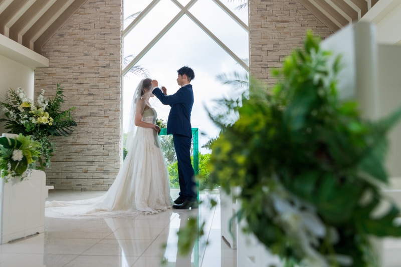 「まるで結婚式のようなチャペルセレモニーフォト」★ムーンビーチ編