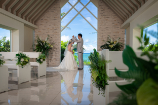 3月撮影99880円＆6月まで特別料金【安心の衣裳追加料金なしチャペル＆ビーチ】