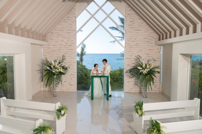 5/9～6/21撮影【結婚式のようなチャペル＆ビーチプラン99,880円】