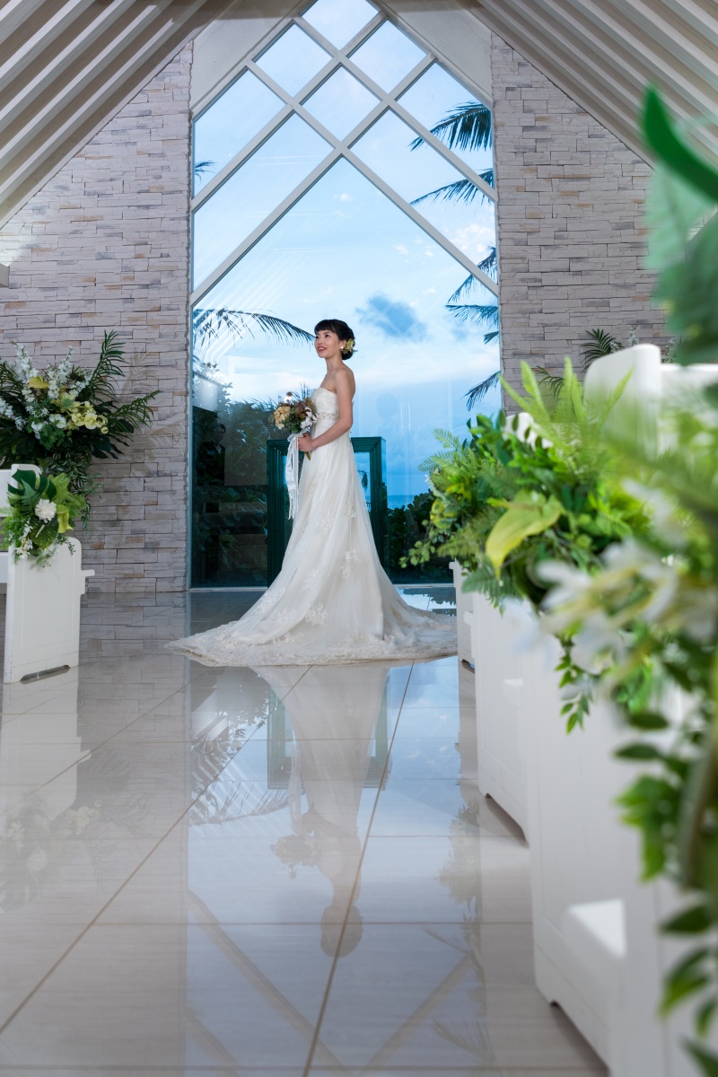 結婚式の代わりに「チャペルセレモニーフォト」★ムーンビーチ編