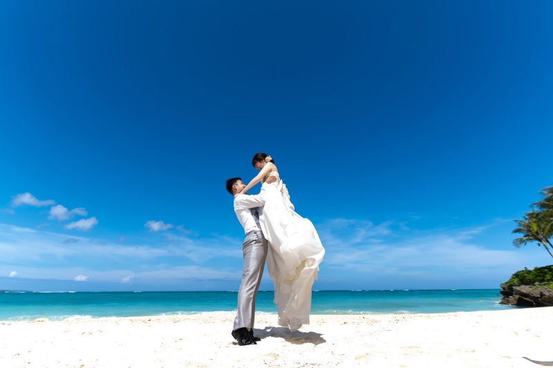 「まるで結婚式のようなチャペルセレモニーフォト」★ムーンビーチ編