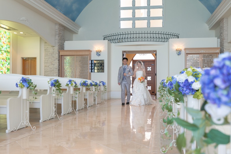 9＆12＆1月は99800円！【安心の衣裳追加料金なし！チャペル＆ビーチプラン】