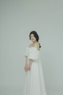 新作ウエディングドレスをご紹介!!