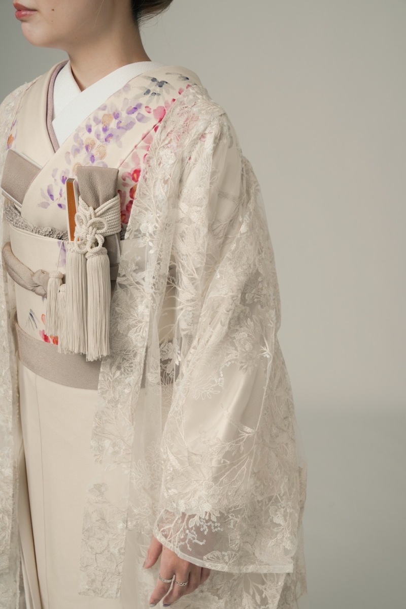 可愛すぎるレース打掛と掛下コーディネート