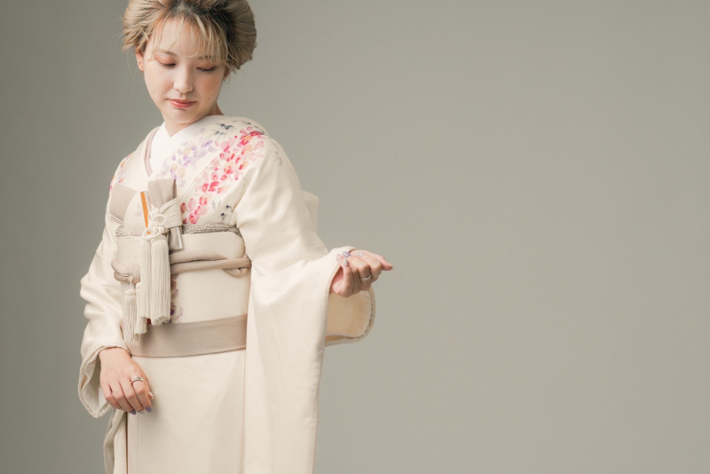 可愛すぎるレース打掛と掛下コーディネート