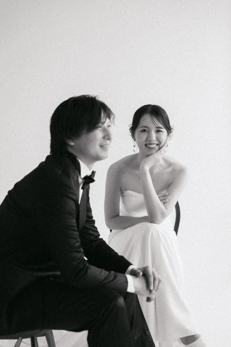 シンプルスタジオで叶える、大人可愛い前撮り