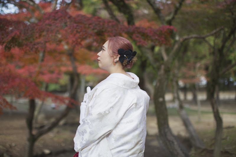 白無垢&times;黒胡蝶蘭