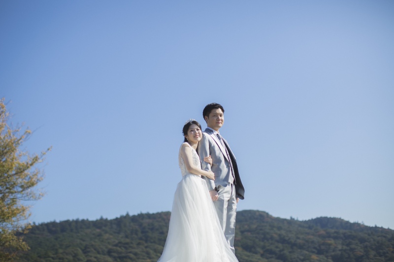 緑と赤の若草山